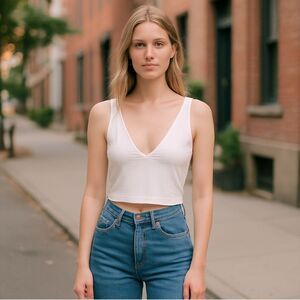 House of Harlow 1960 Sleeveless Top V-Neck Grey sz Medium NWT